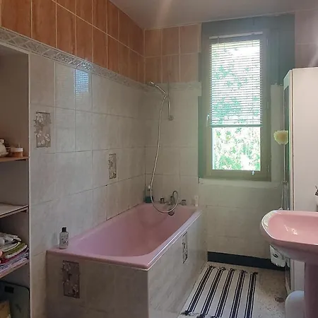 Homestay Dans Maison En Garrigue Nimoise Nimes